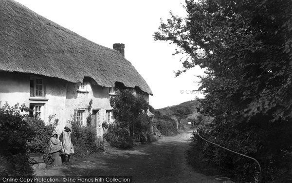 Photo of The Lizard, Church Cove 1911