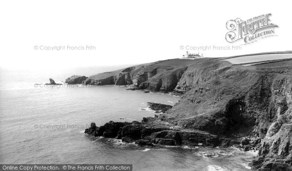 Photo of The Lizard, Housel Bay c.1950