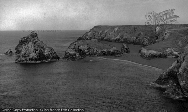 Photo of The Lizard, Kynance Cove c.1950