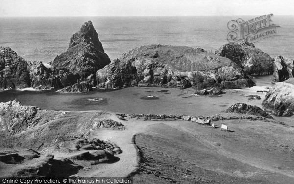 Photo of The Lizard, Kynance Cove c.1950