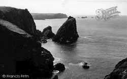 The Kynance Cove c.1950, Lizard