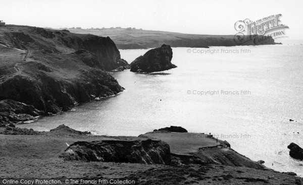 Photo of The Lizard, Kynance Cove c.1950