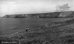 The Kynance Cove c.1950, Lizard