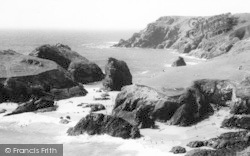 The Kynance Cove c.1950, Lizard