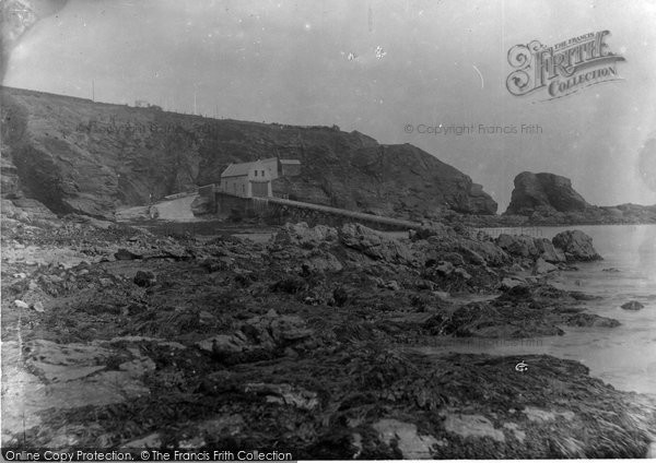 Photo of The Lizard, Lifeboat House 1911