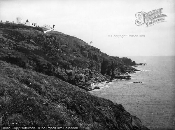 Photo of The Lizard, The Cliff 1939