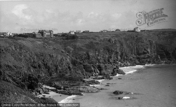 Photo of The Lizard, The Cove c.1960