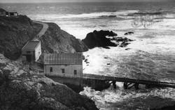 The The Lifeboat House c.1960, Lizard