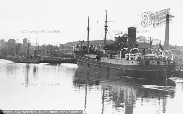 Photo of Thelwall, Steam Boat On The Canal c.1955