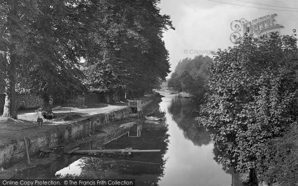 Photo of Thetford, Haling Path 1921