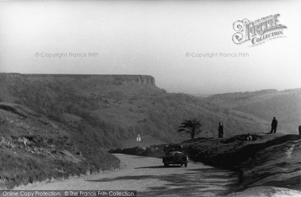 Photo of Thirsk, Climbing Sutton Bank c.1950