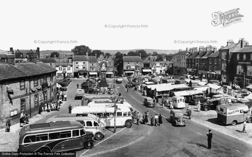 Thirsk, Market Day c1955