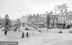 The Market Place c.1950, Thirsk