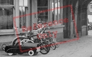 High Street 1954, Thornbury
