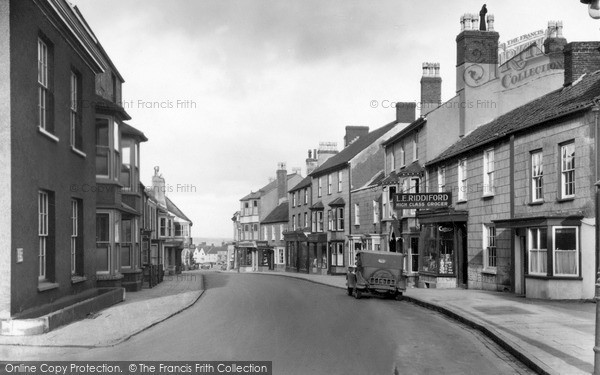 Photo of Thornbury, High Street c.1950