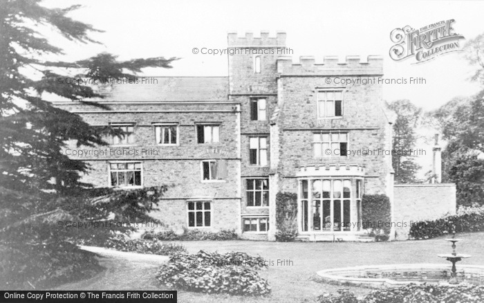 Photo of Thornbury, Kyneton House c.1960