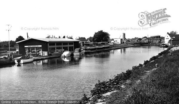 Photo of Thorne, The Canal c.1965