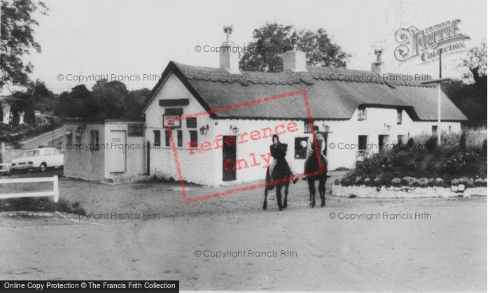 Photo of Thornhill, Travellers Rest c.1965