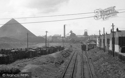 The Colliery 1951, Thornley