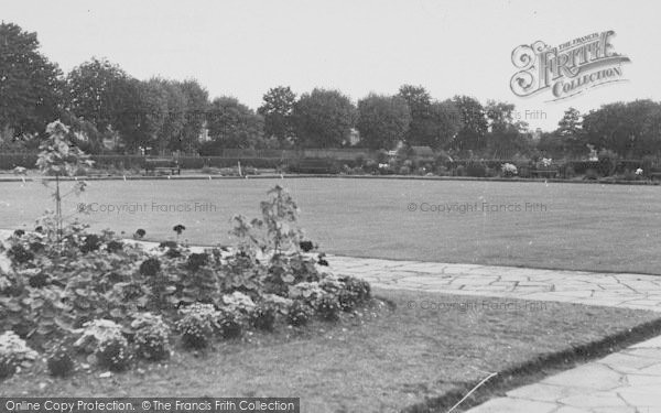 Photo of Thornton Heath, Bowling Green c.1950