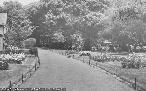 Photo of Thornton Heath, Grange Park c.1965