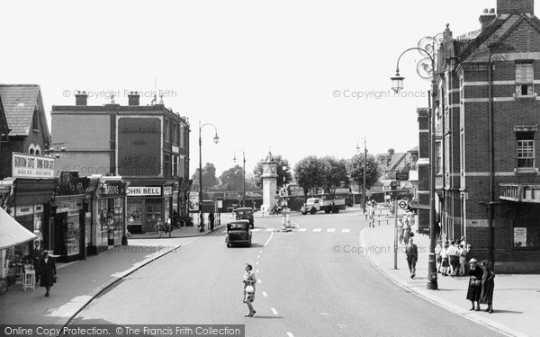Photo of Thornton Heath, High Street and Clock Tower c1960