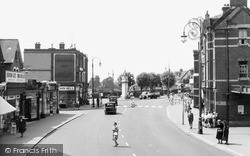 Thornton Heath, High Street and Clock Tower c1960