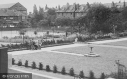 Trumble Gardens c.1950, Thornton Heath