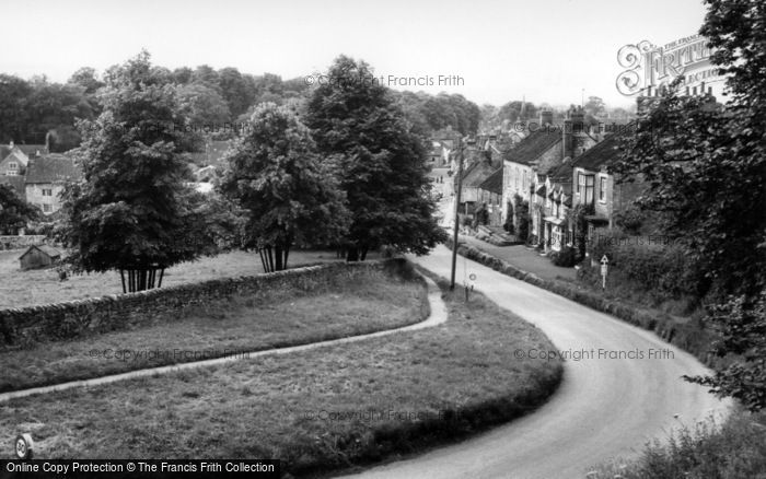 Photo of Thornton Le Dale, Whitby Gate c.1955