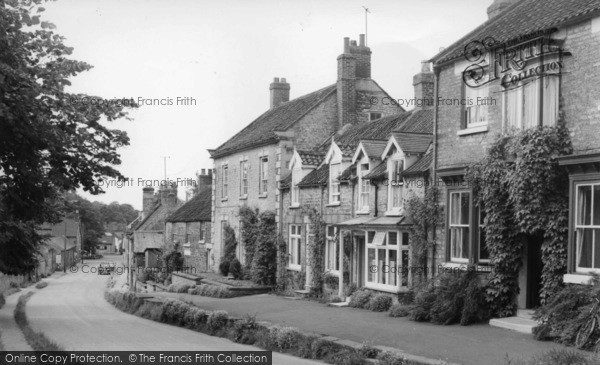 Photo of Thornton Le Dale, Whitby Gate c.1955