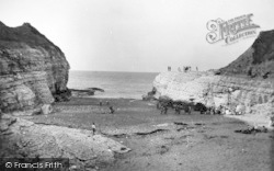 c.1939, Thornwick Bay
