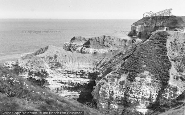 Photo of Thornwick Bay, c.1960