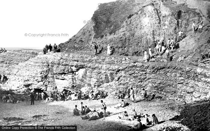 Photo of Thornwick Bay, The Rocks c.1939
