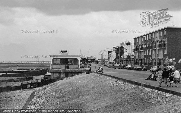 Photo of Thorpe Bay, the Promenade 1963