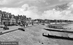 The Promenade 1963, Thorpe Bay