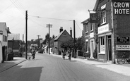 Crown Hotel c.1955, Thorpe-Le-Soken