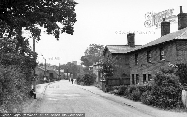 Photo of Thorpe Le Soken, Frinton Road c.1955