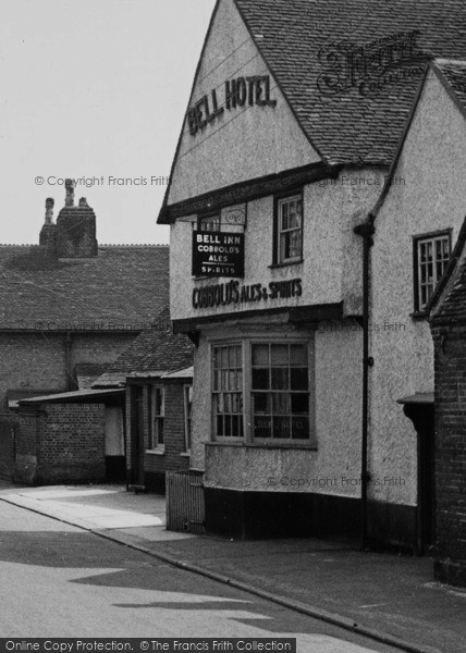 Photo of Thorpe Le Soken, The Bell Hotel c.1955