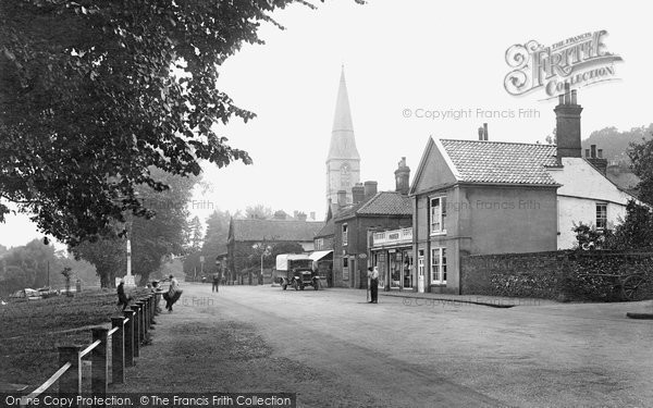 Photo of Thorpe St Andrew, The Village 1922