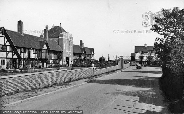 Photo of Thorpeness, Almshouses And The Dolphin Hotel 1929