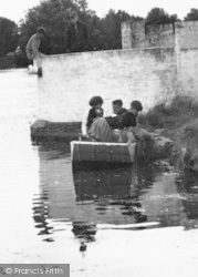 Boating Children c.1955, Thorpeness