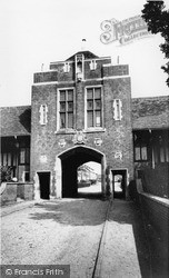 The Almshouses c.1960, Thorpeness