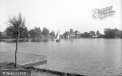 The Lake 1929, Thorpeness