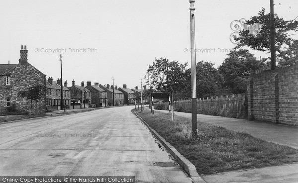 Photo of Thrapston, Oundle Road c.1955