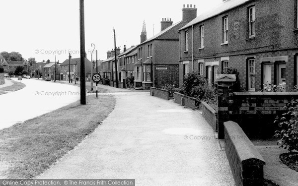 Photo of Thrapston, Oundle Road c.1960