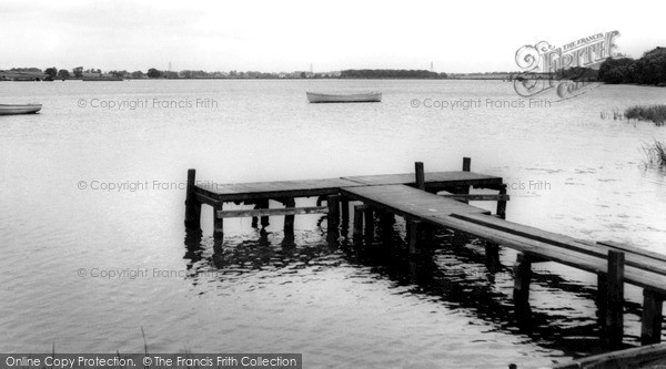Photo of Thrapston, The Lakes c.1960