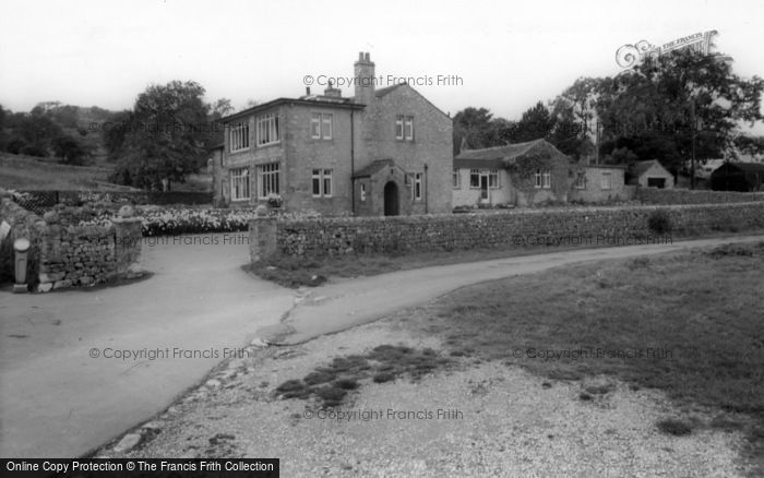 Photo of Threshfield, Long Ashes Restaurant c.1965