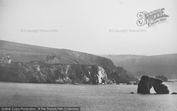 Photo of Thurlestone, Natural Arch From Cliff c.1939