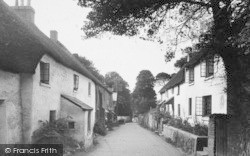 The Village Street c.1939, Thurlestone