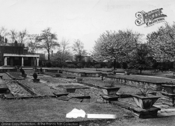 Photo of Thurnscoe, The Park c.1955